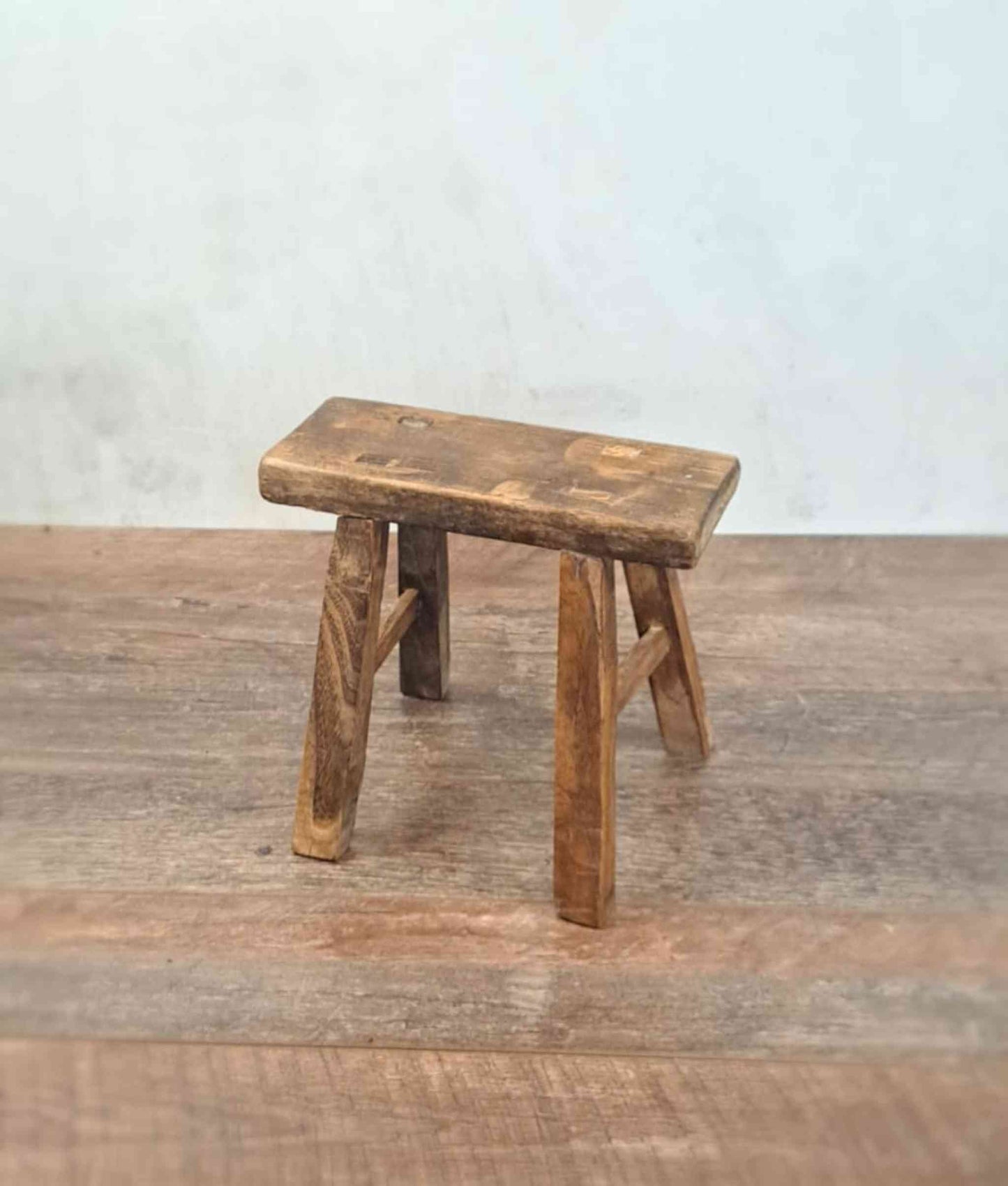 Antiker chinesischer Melkhocker, rustikaler Dekorhocker