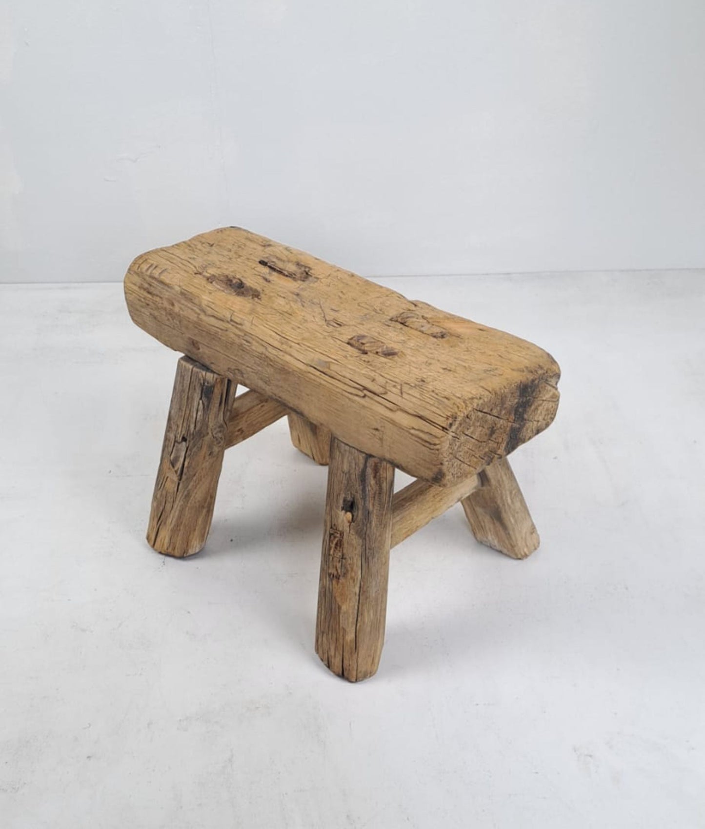 Authentic Antique Chinese Milking Stool Handmade Elmwood, 35x23x22cm Unique Historical Décor Piece Perfect for Design Projects & Collectors