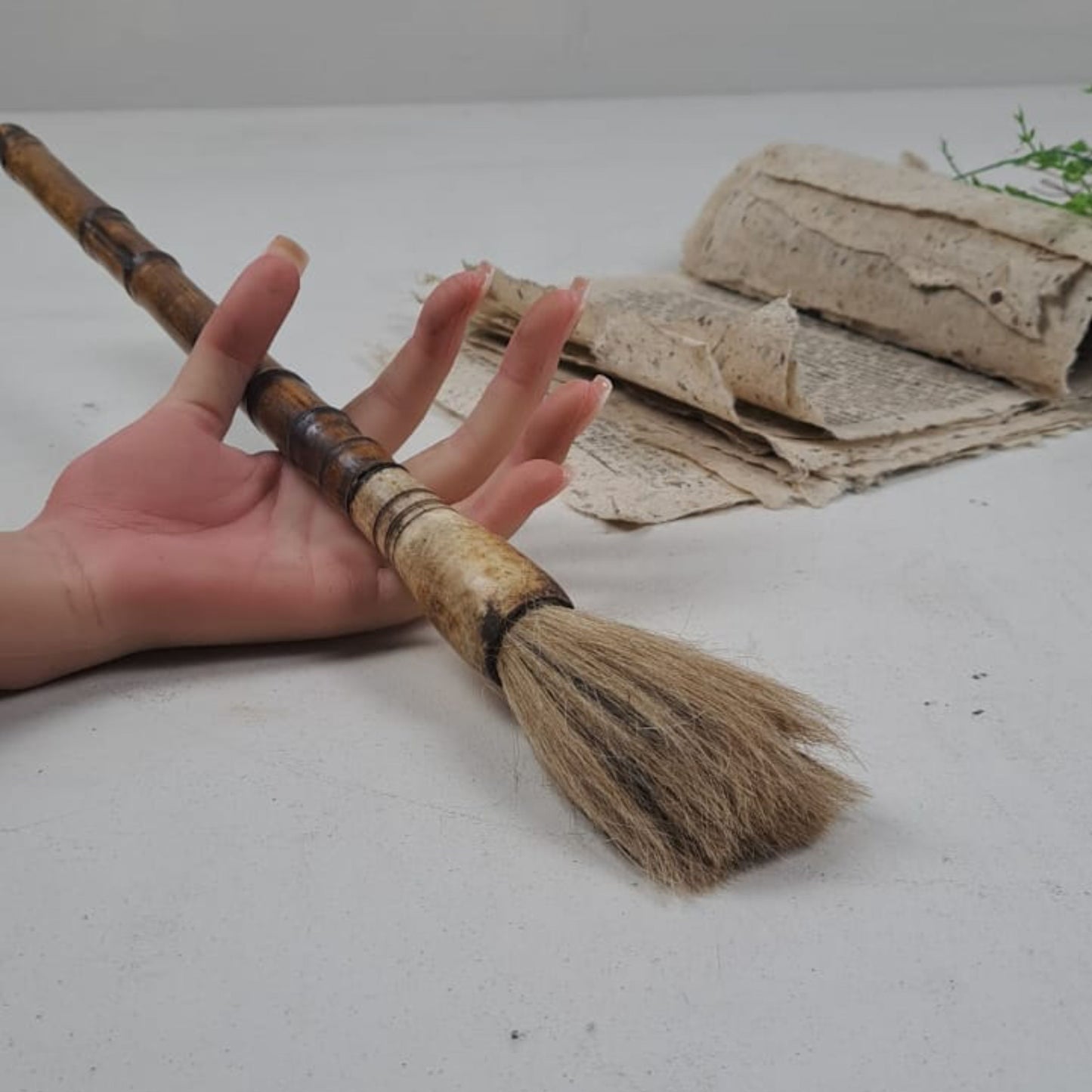 Chinesischer Kalligraphiepinsel im Vintage-Stil – gedrehter Bambus