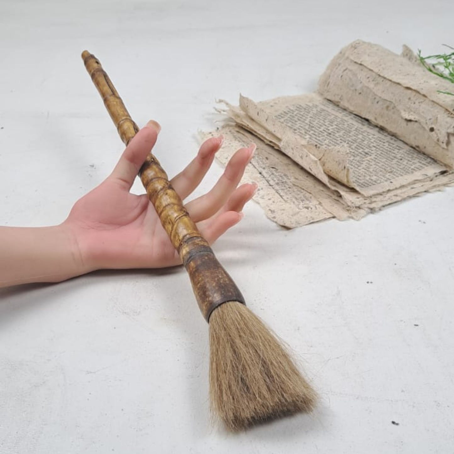 Chinesischer Kalligraphiepinsel im Vintage-Stil – gedrehter Bambus