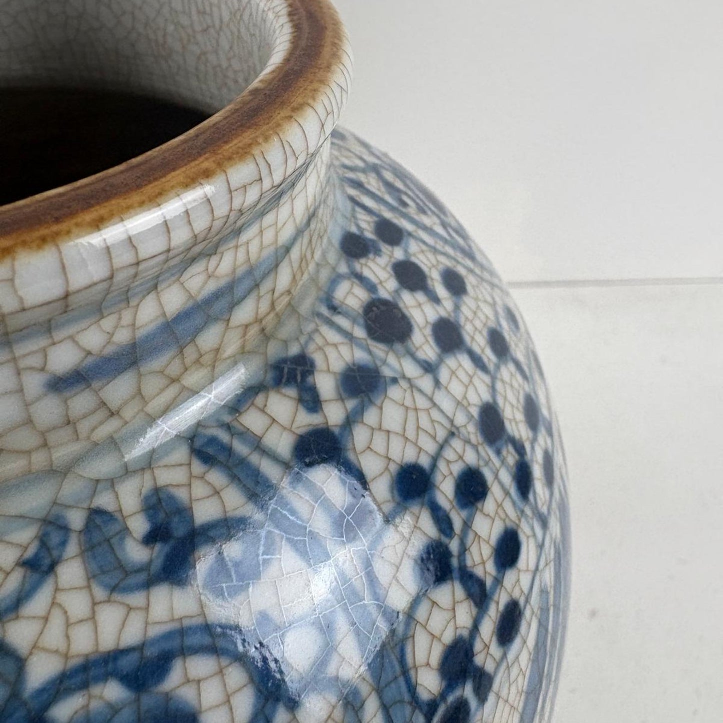 Traditional Blue & White Chinese Tea Leaf Jar