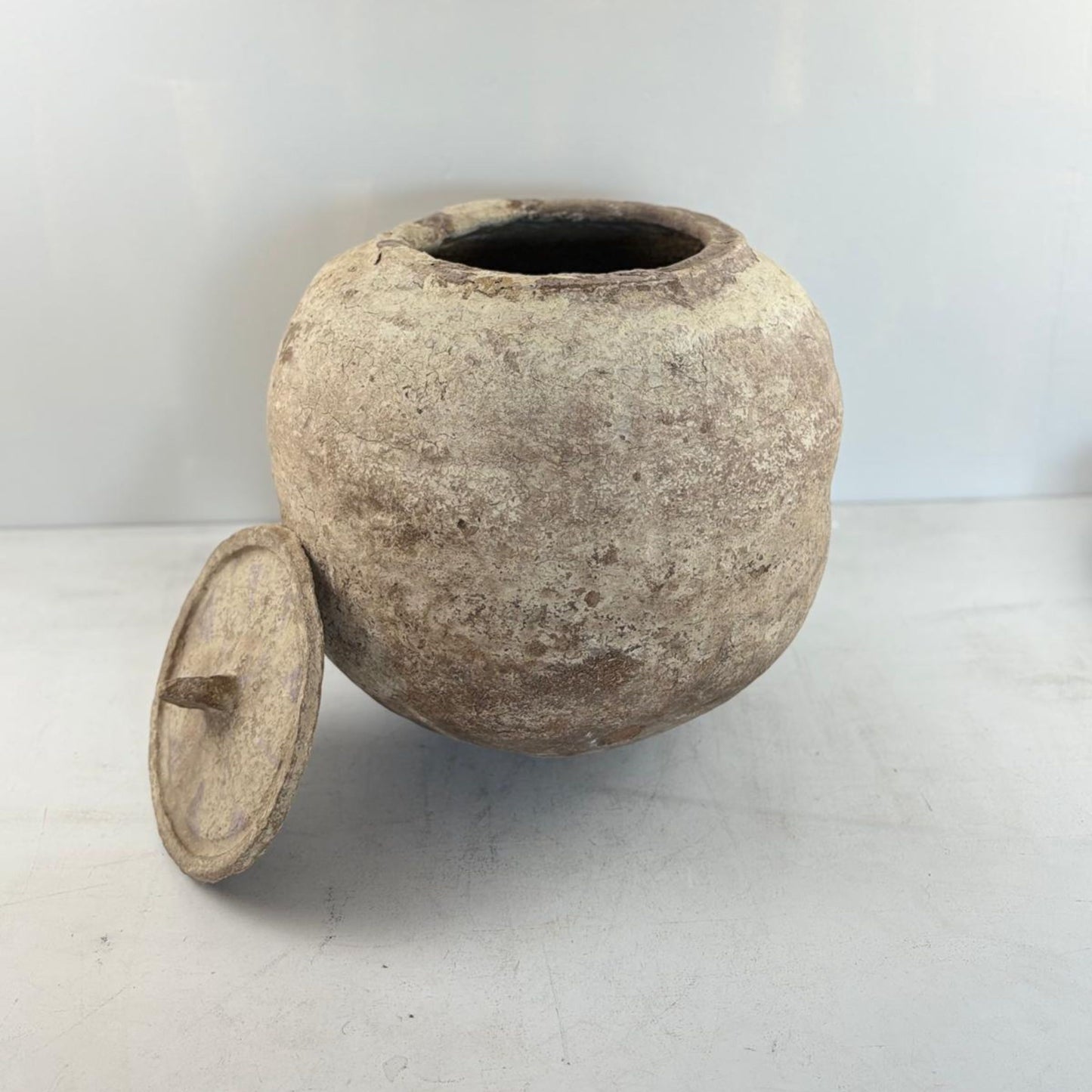 Large Vintage Rustic Lidded Pot Vase - Kaschmir, India