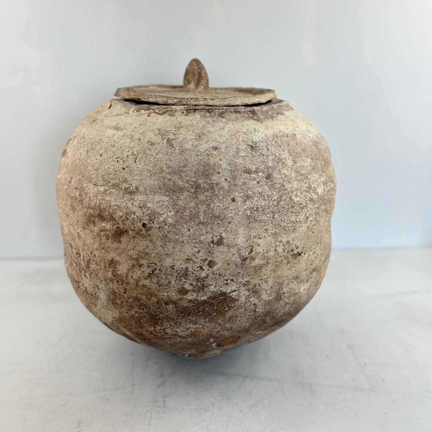 Large Vintage Rustic Lidded Pot Vase - Kaschmir, India