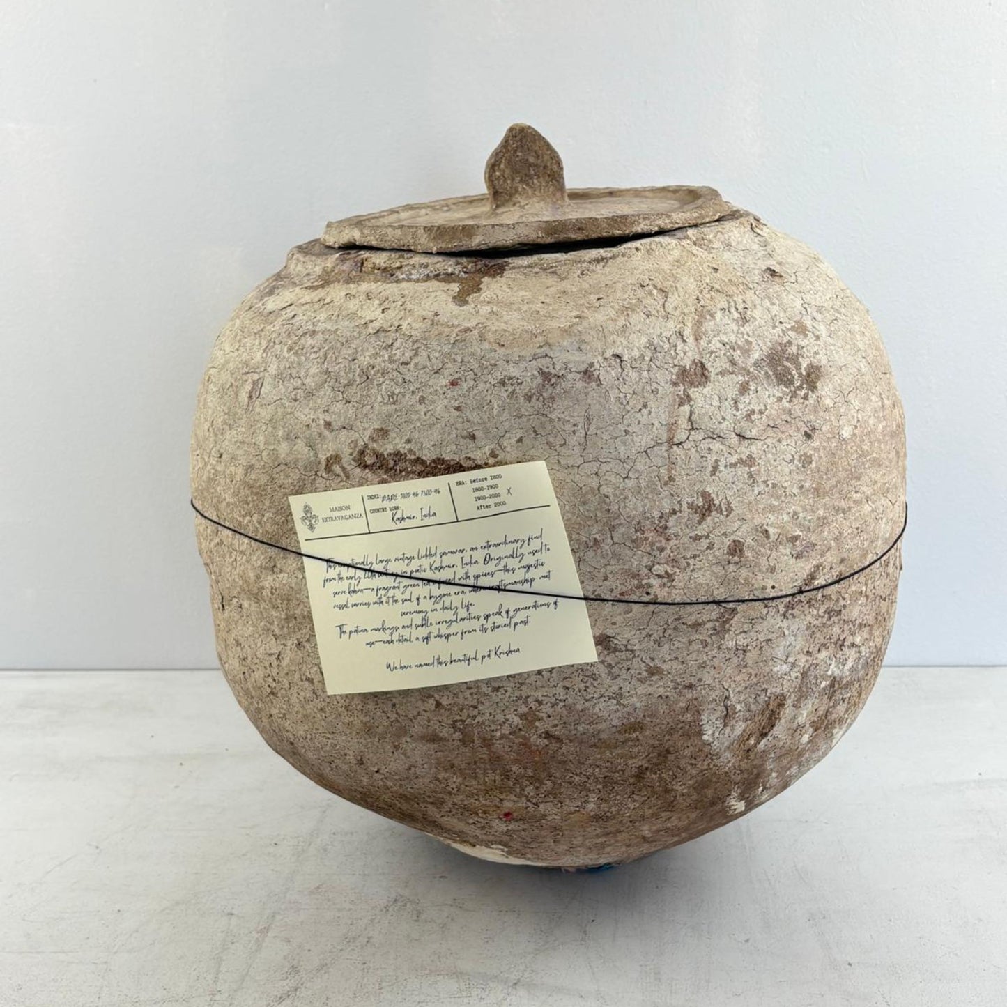 Large Vintage Rustic Lidded Pot Vase - Kaschmir, India