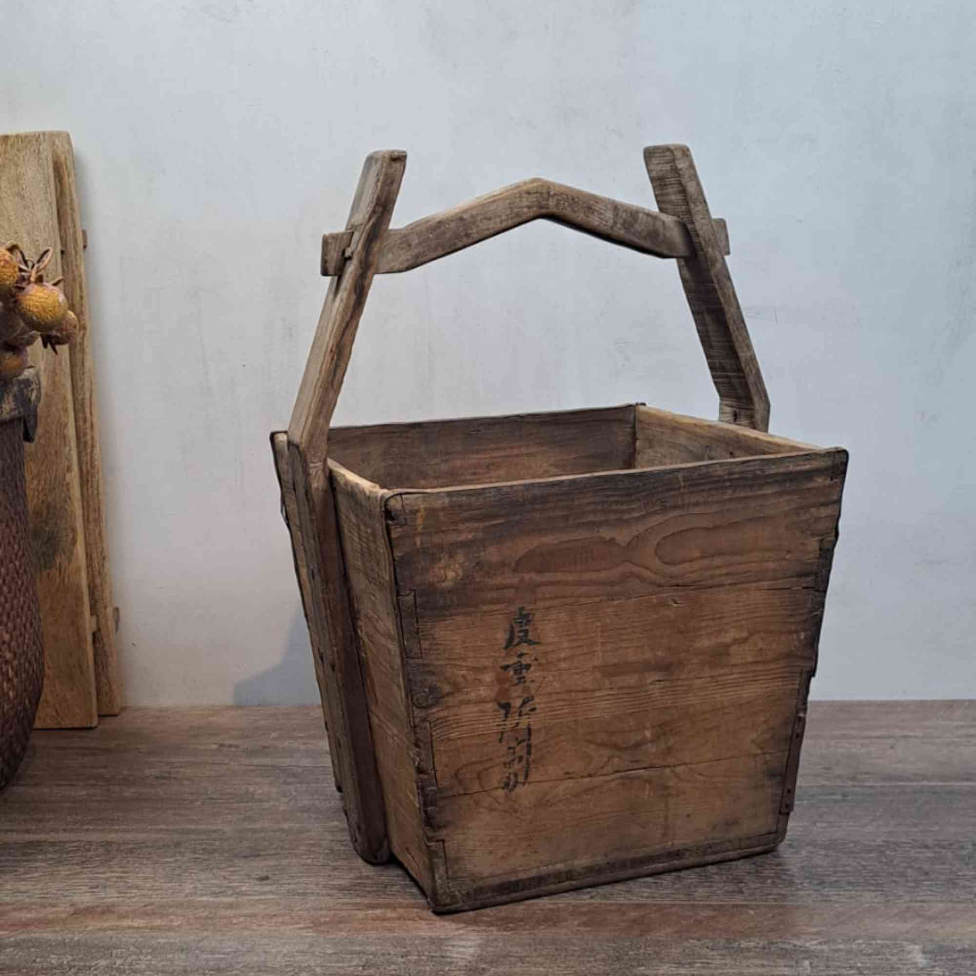 Vintage Chinese Wooden Rice Basket Box with Handle – Maison Extravaganza