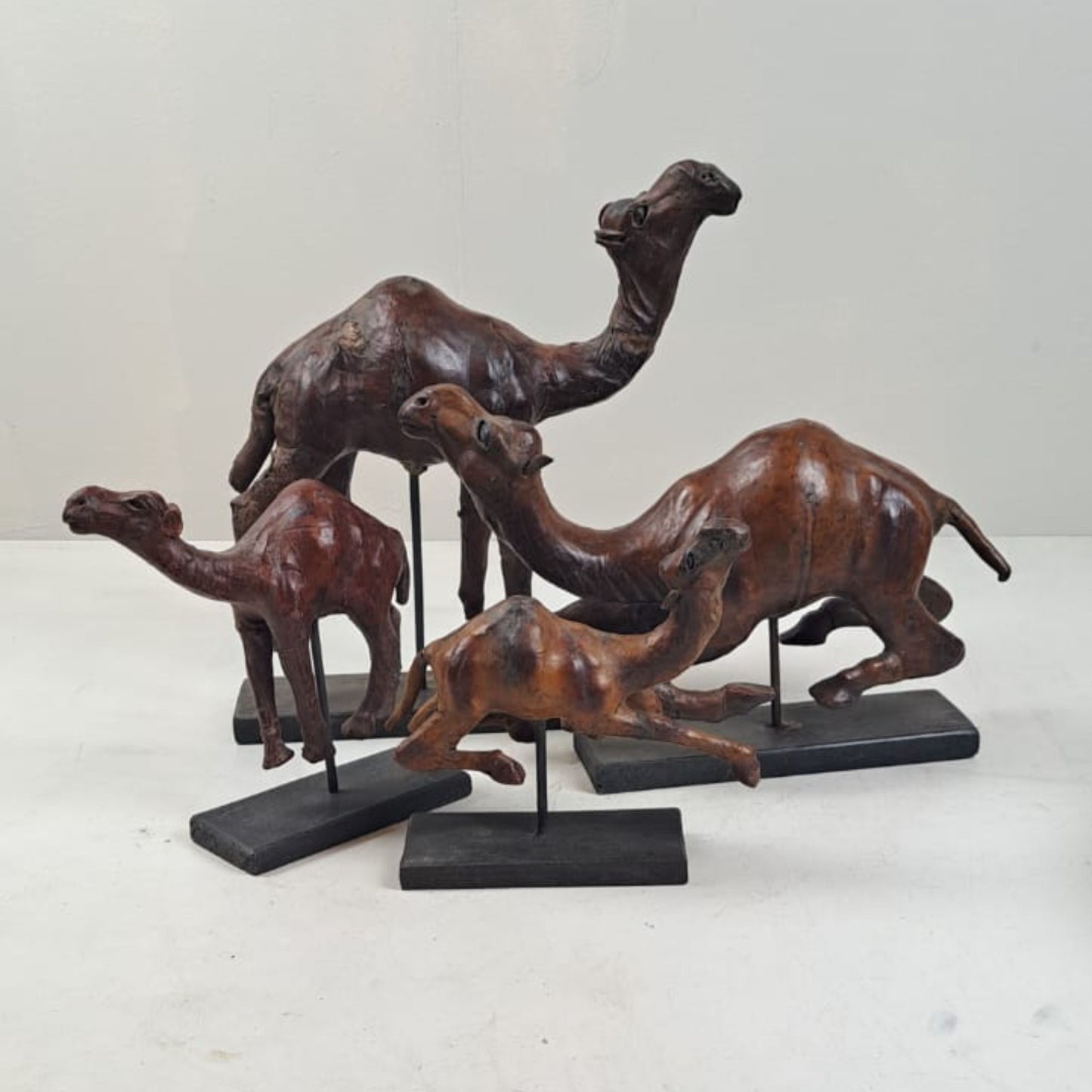 Camel Decor Figure - Leather Large