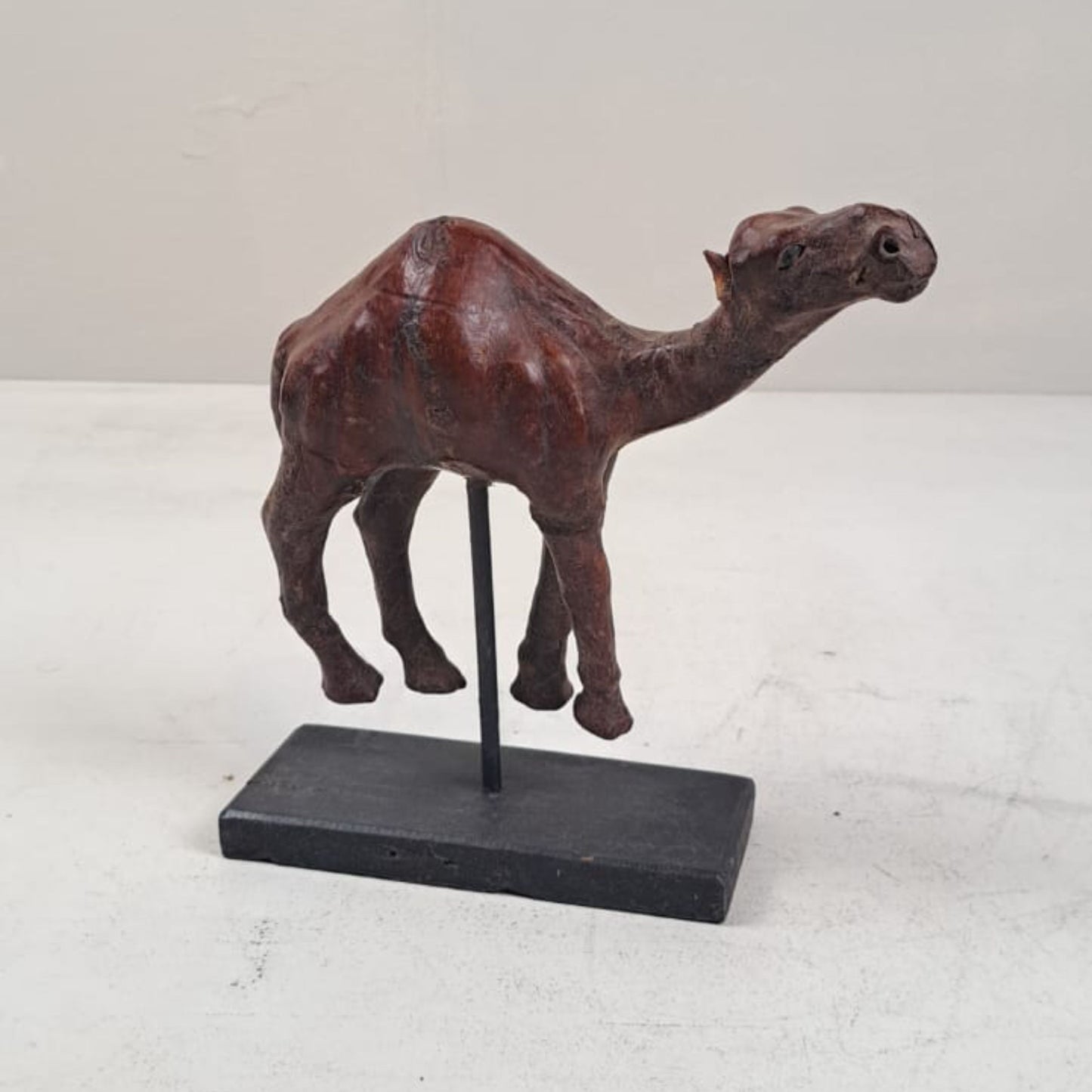 Camel Decor Figure - Leather Small