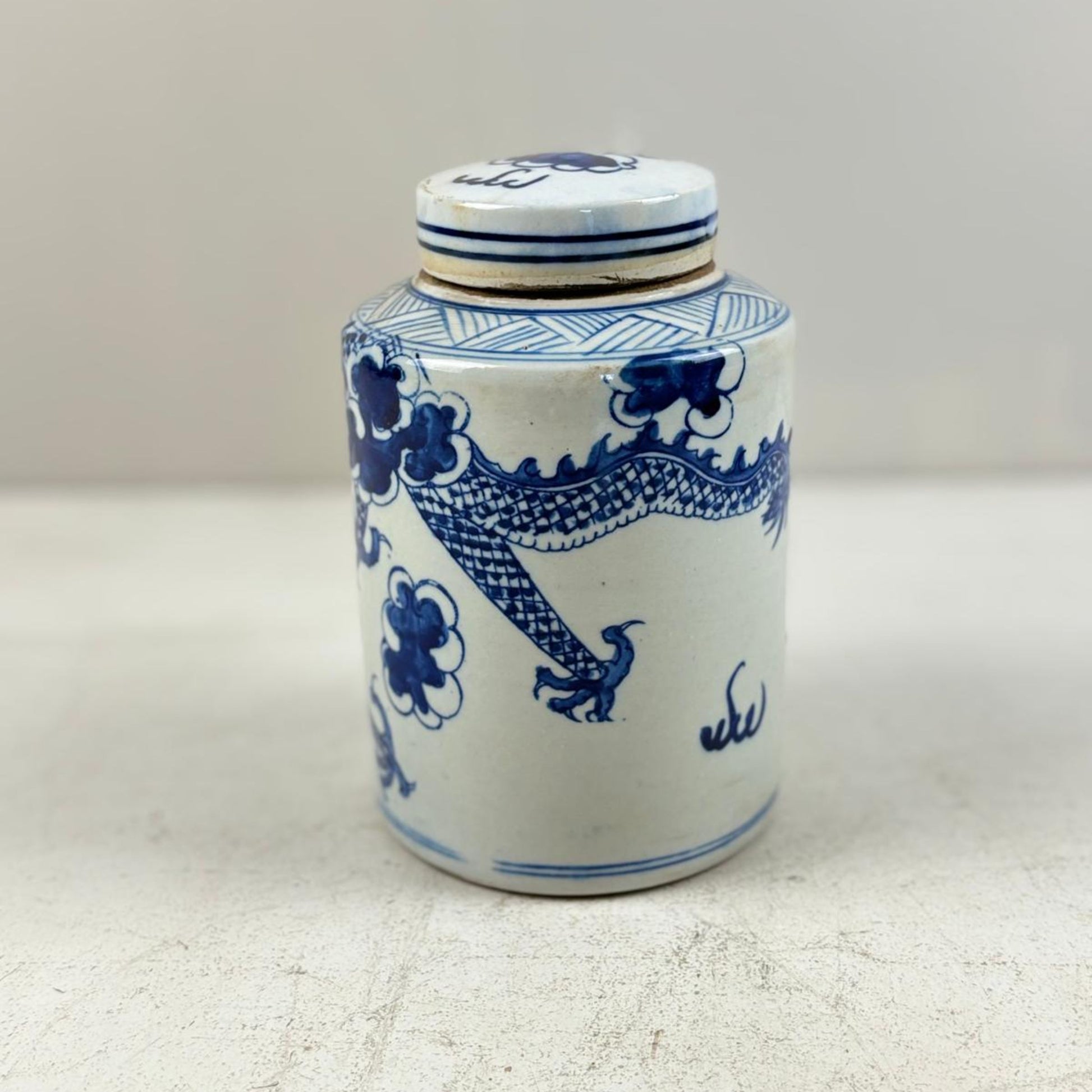 Blue and White Chinese Ginger Jar, Porcelain Tea Leaf Vase