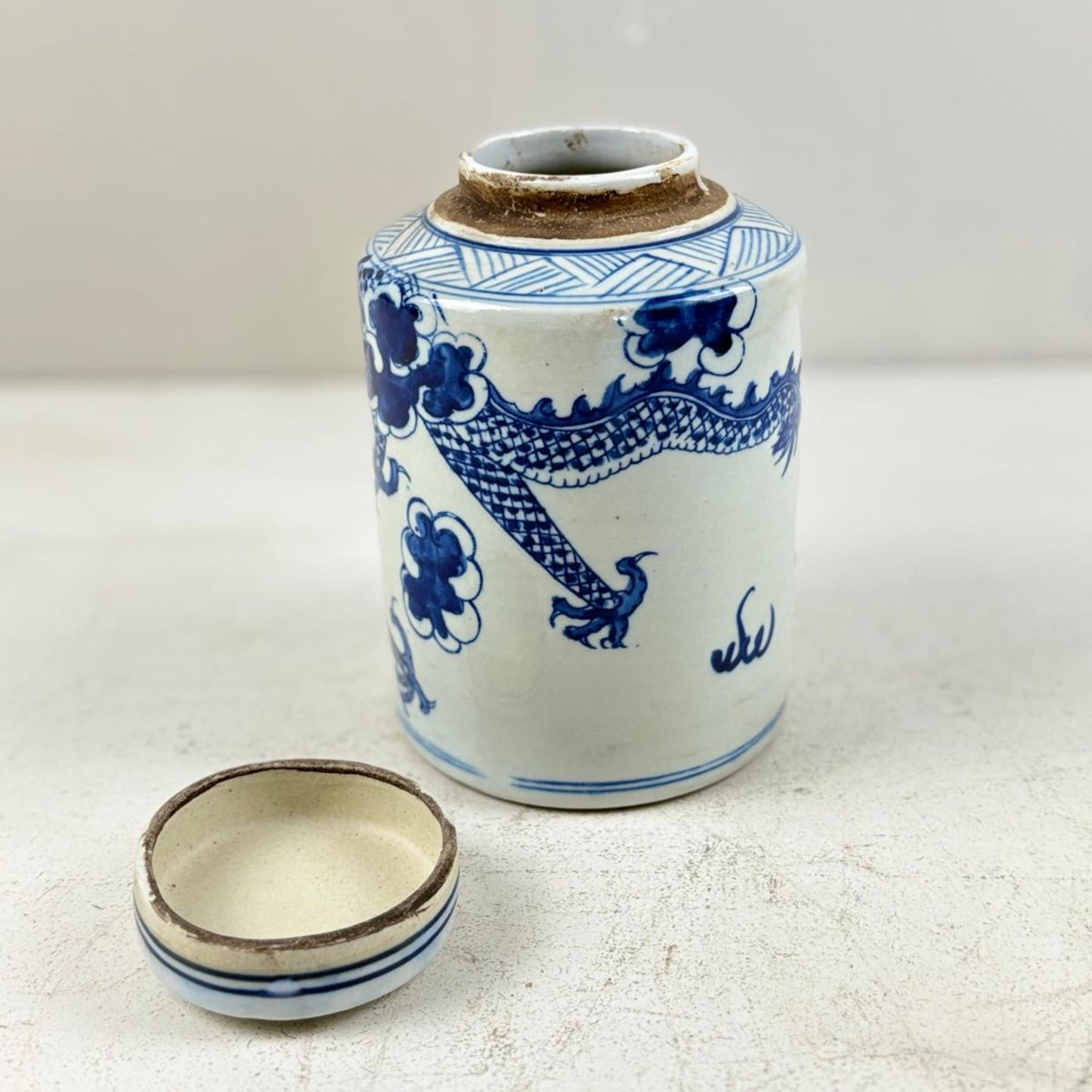 Blue and White Chinese Ginger Jar, Porcelain Tea Leaf Vase