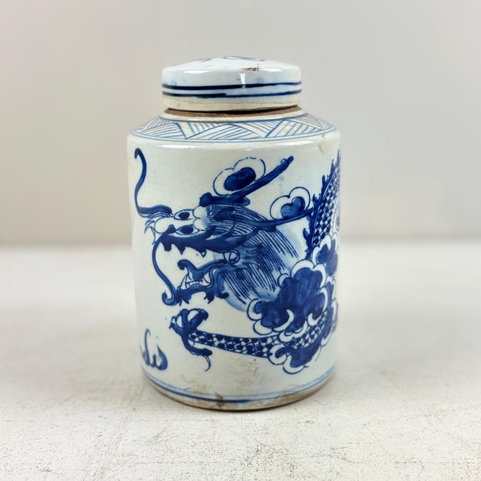 Blue and White Chinese Ginger Jar, Porcelain Tea Leaf Vase