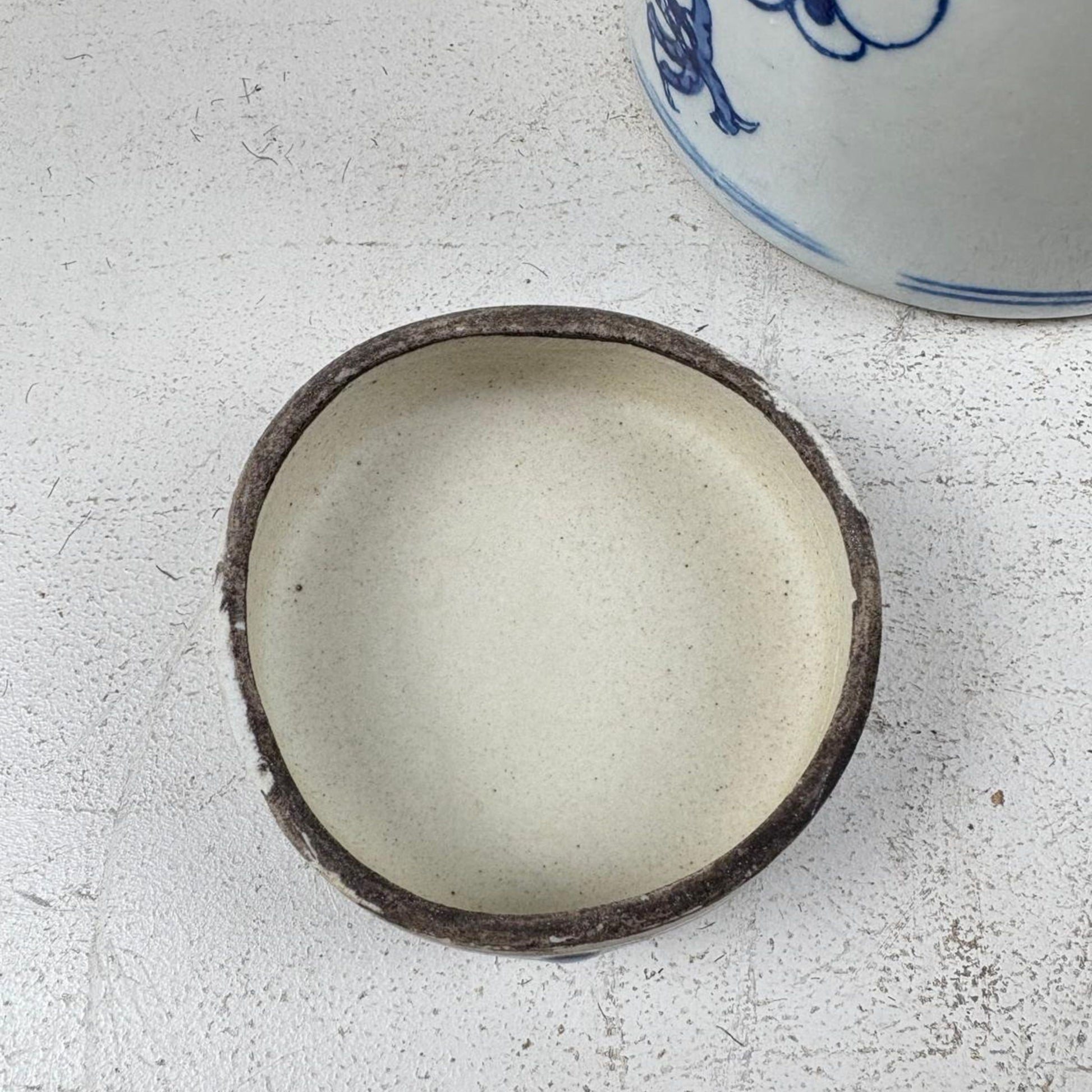 Blue and White Chinese Ginger Jar, Porcelain Tea Leaf Vase