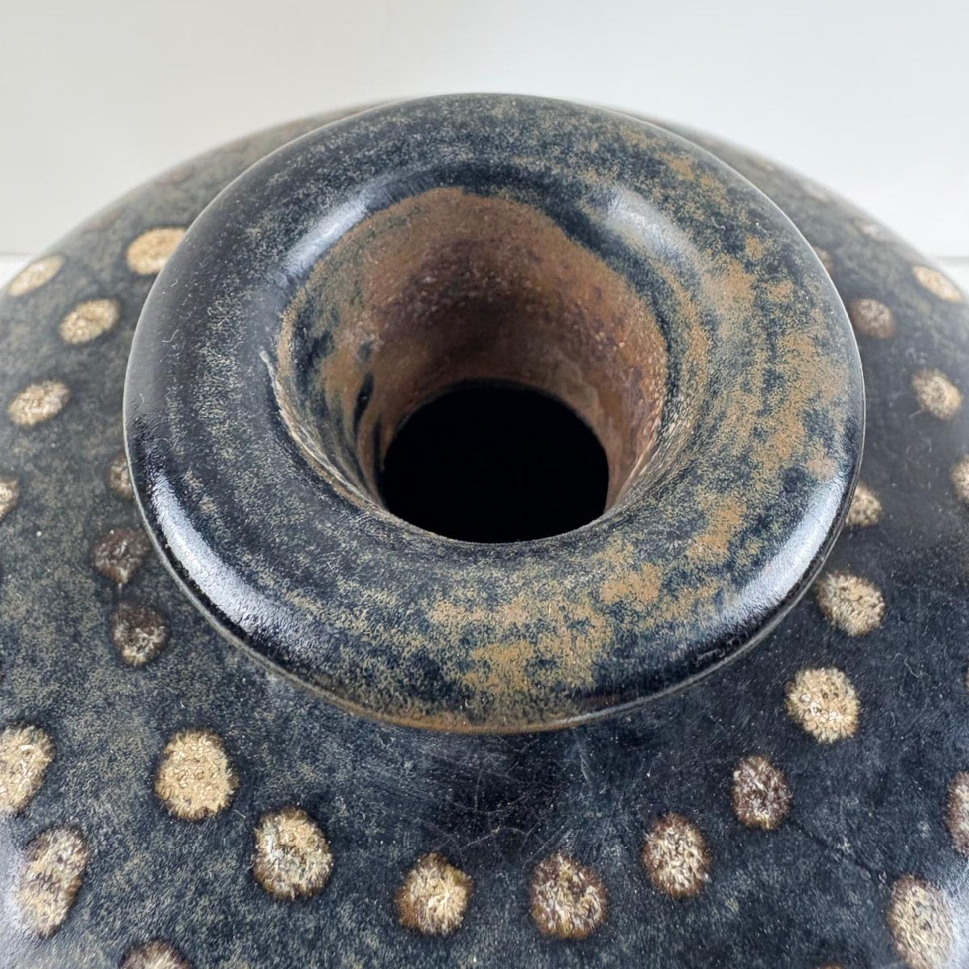 Vintage Chinese Curved Top Contemporary Ceramic Vase - 21st Century