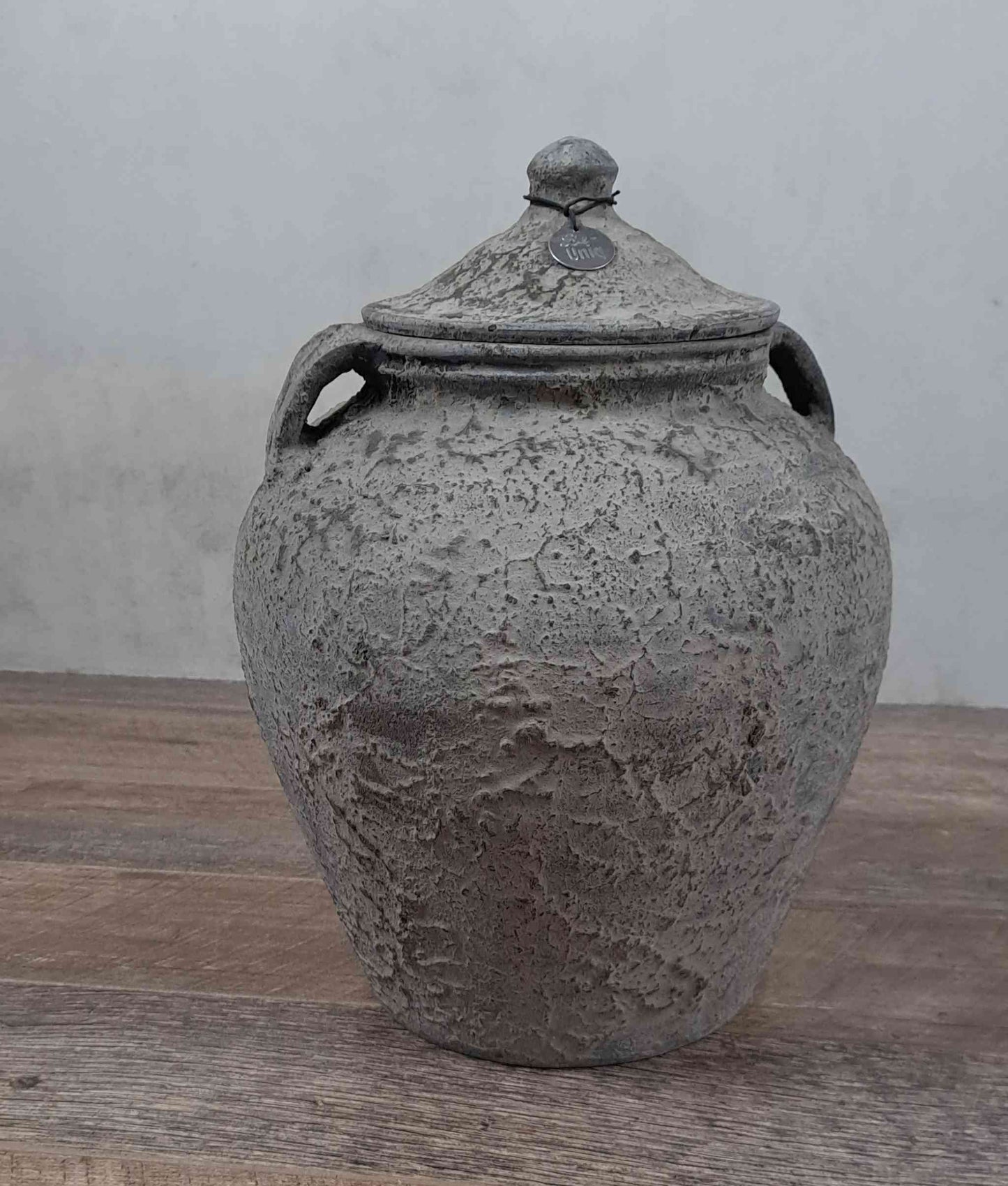 Ton Vase mit Deckel aus Nepal - Groß